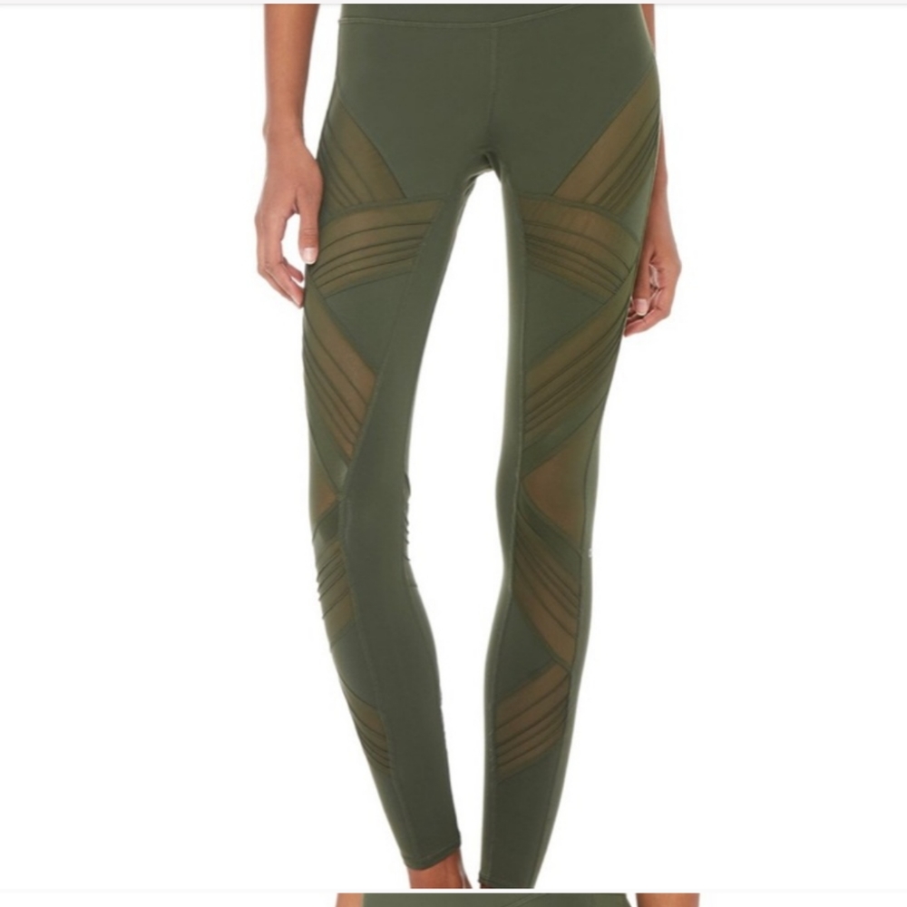 Alo ultimate high wasted legging size S